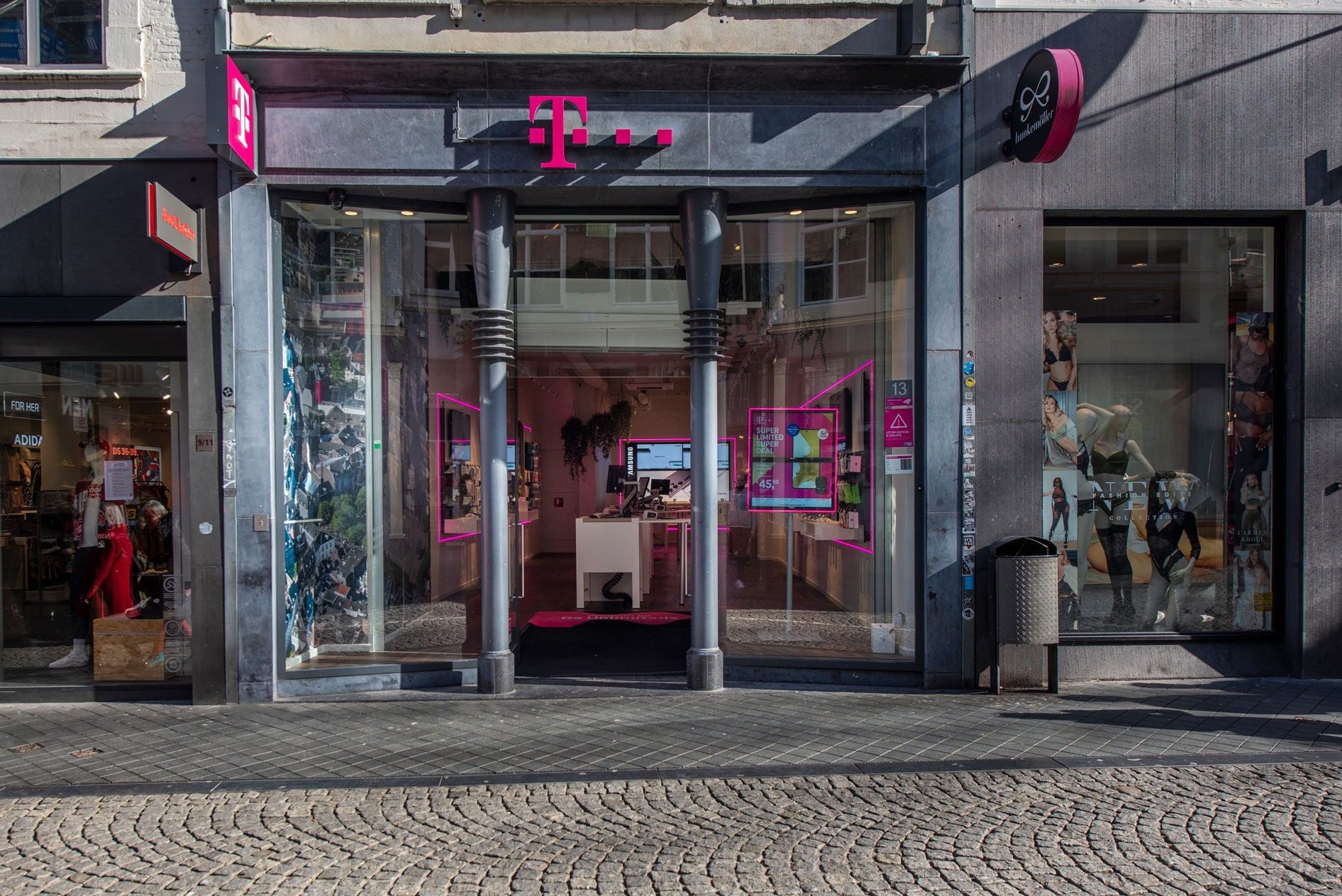 Afbeelding van T-Mobile Shop Maastricht.