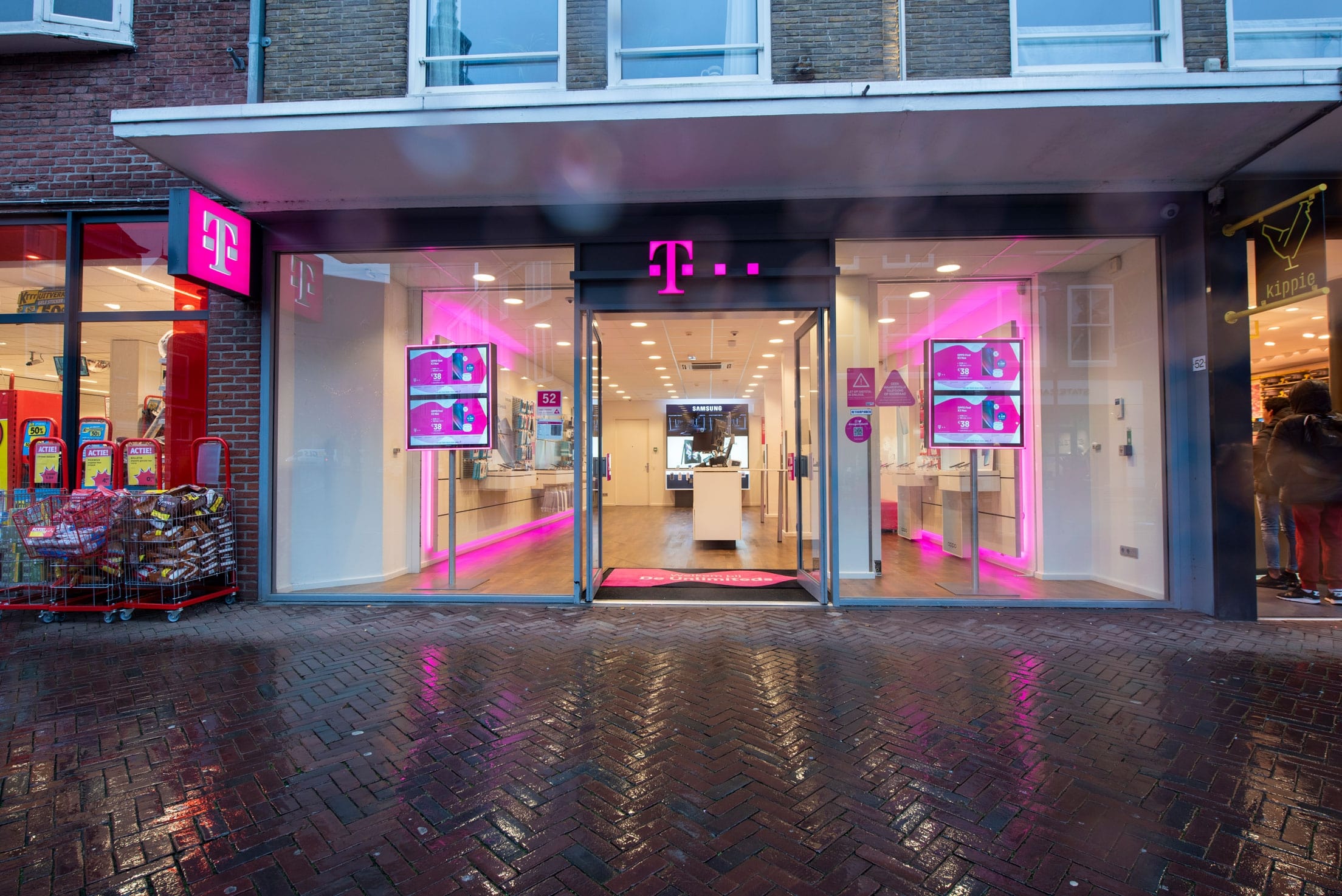 Afbeelding van T-Mobile Shop Middelburg.