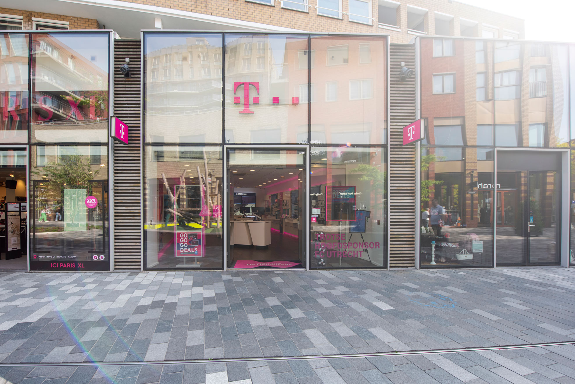 Afbeelding van T-Mobile Shop Nieuwegein City Plaza.